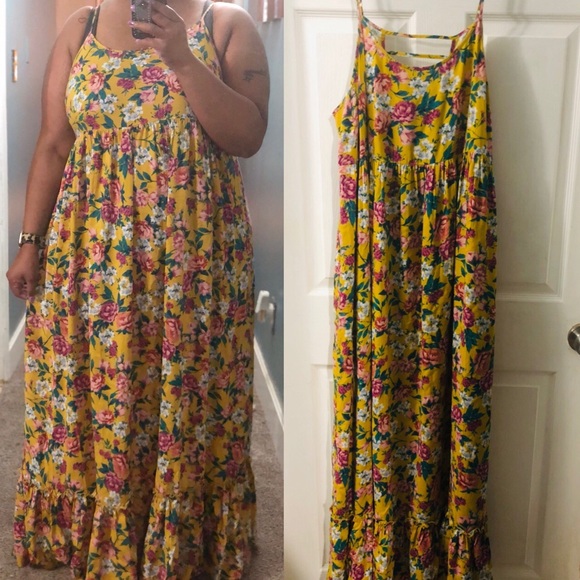 Xhilaration Dresses & Skirts - Floral Maxi Dress